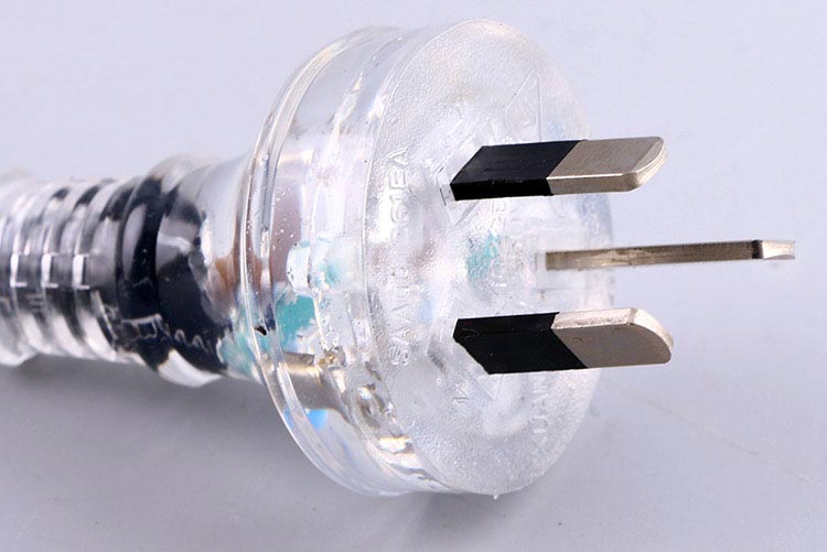 Mains-Extension-Lead-Cord-with-Light-Plug-Black.jpg
