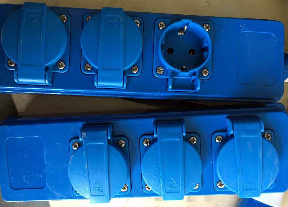 3-Outlet-Schuko-Sockets.jpg