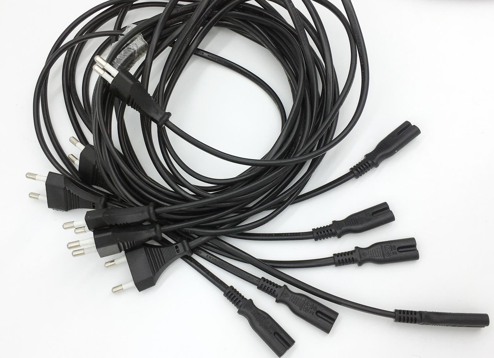 Korea-Power-cords-IEC-60320-C7-high-quality-appliance-connector.jpg