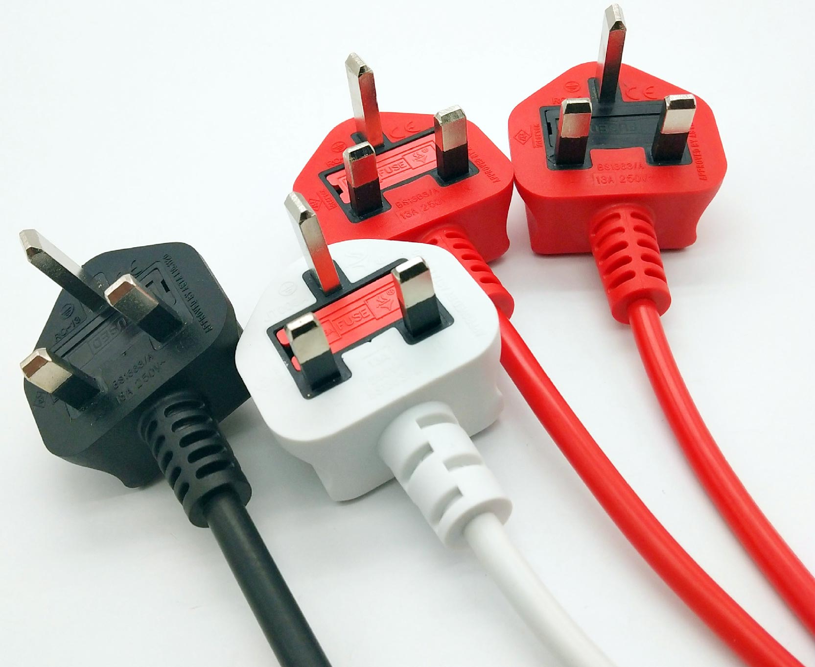 UK-Mains-Power-Cable-Red-Molded-Fuse-Plug-Red.jpg