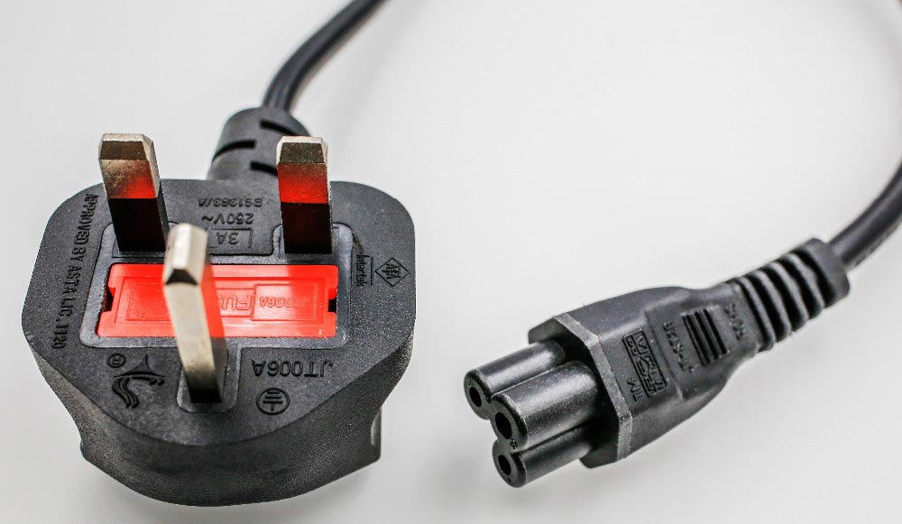 Mains-Power-Lead-UK-Plug-IEC-320-C5-Laptop.jpg