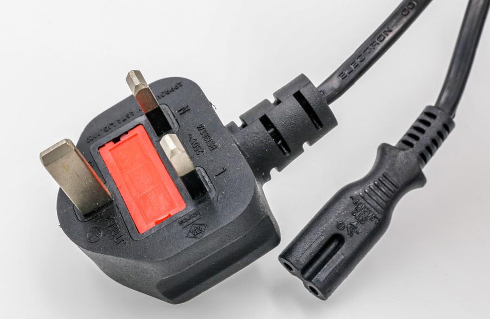 UK-Mains-Lead-IEC-C7.jpg
