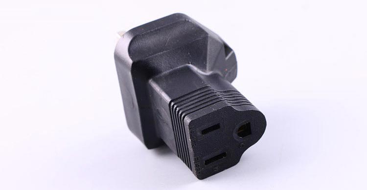 NEMA-5-15R-to-UK-Ireland-Cyprus-Malta-Malaysia-Singapore-Hong-Kong-plug-G-type-Plug-Adapter.jpg